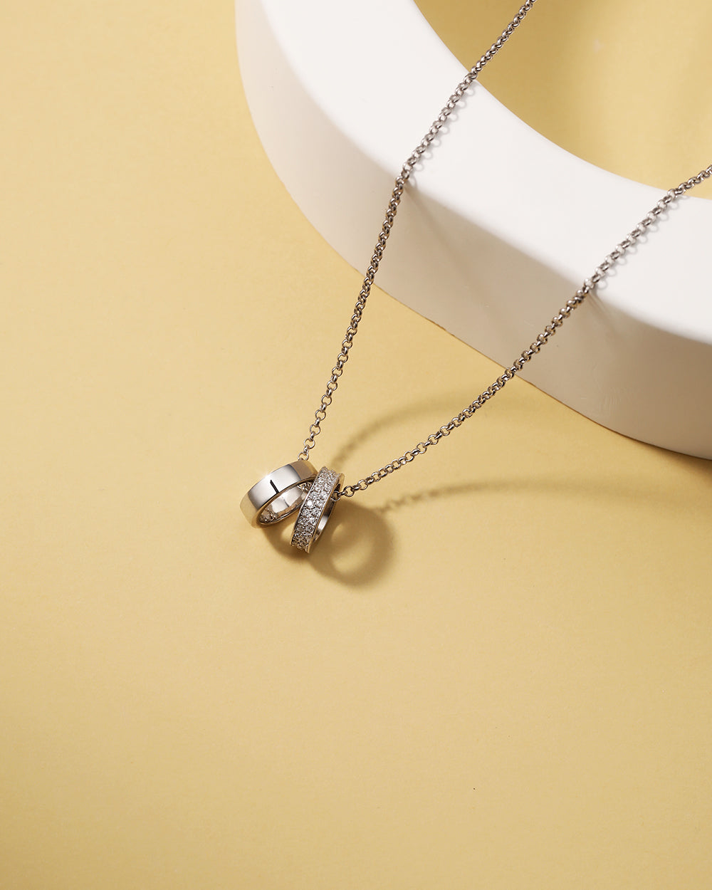 Interlocking Double Ring Necklace