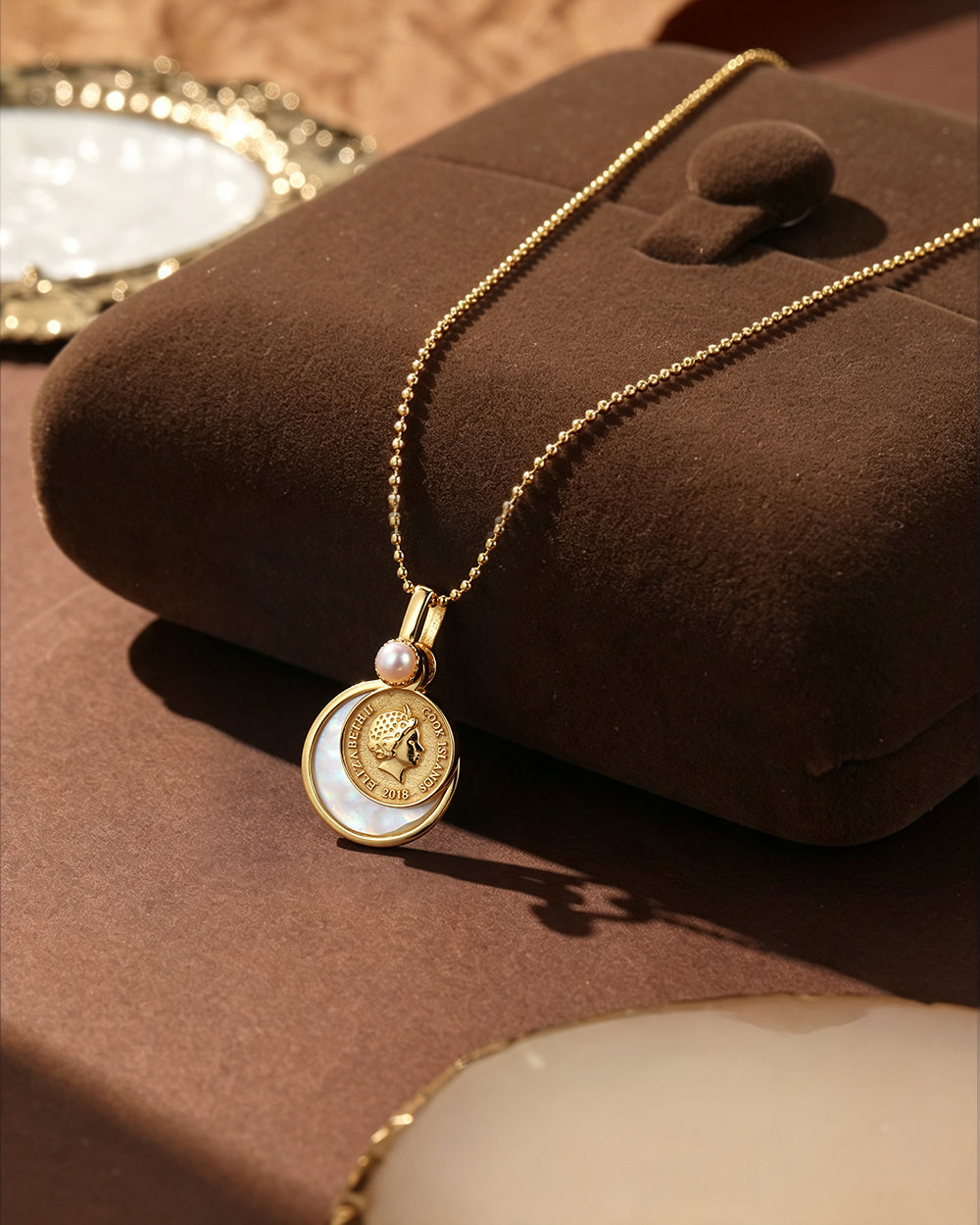 Pearl & Shell Pendant Necklace
