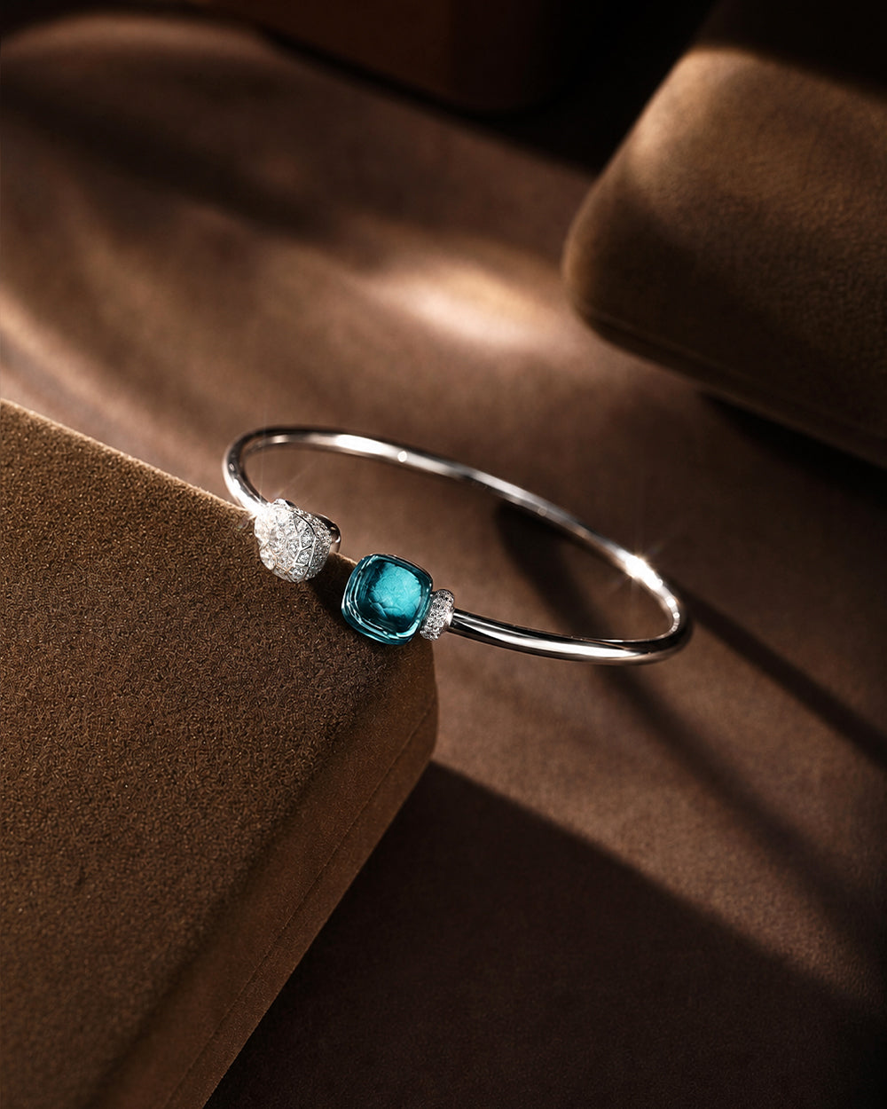 Elegant blue 18K gold-plated zircon bracelet