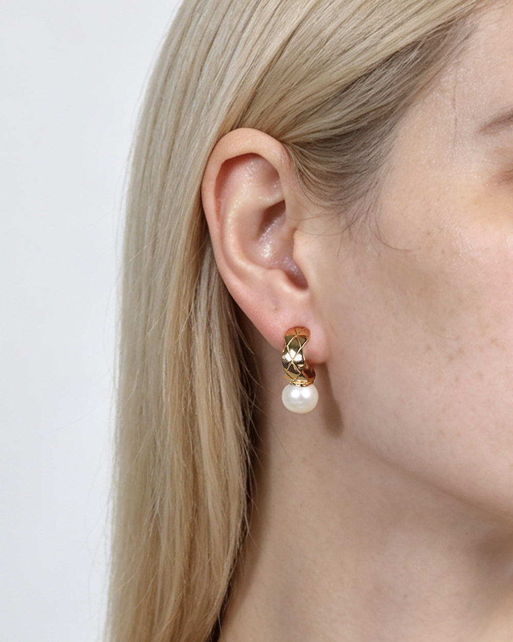 Pearl Bar Stud Earrings